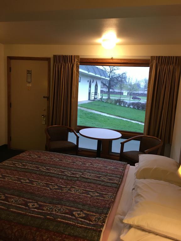 ויסקונסין דלס Indian Trail Motel מראה חיצוני תמונה