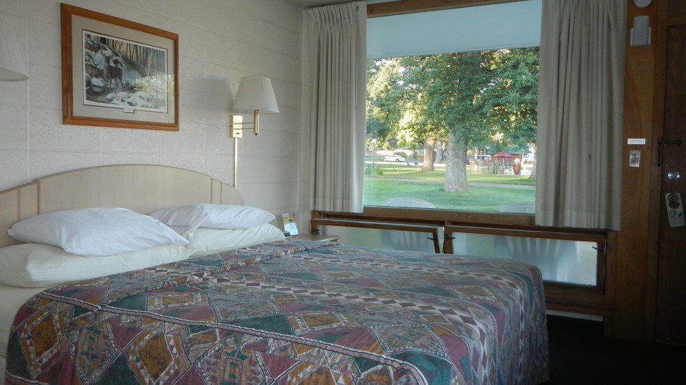 ויסקונסין דלס Indian Trail Motel מראה חיצוני תמונה