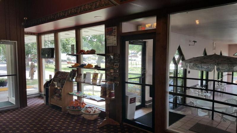 ויסקונסין דלס Indian Trail Motel מראה חיצוני תמונה