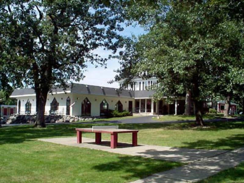 ויסקונסין דלס Indian Trail Motel מראה חיצוני תמונה